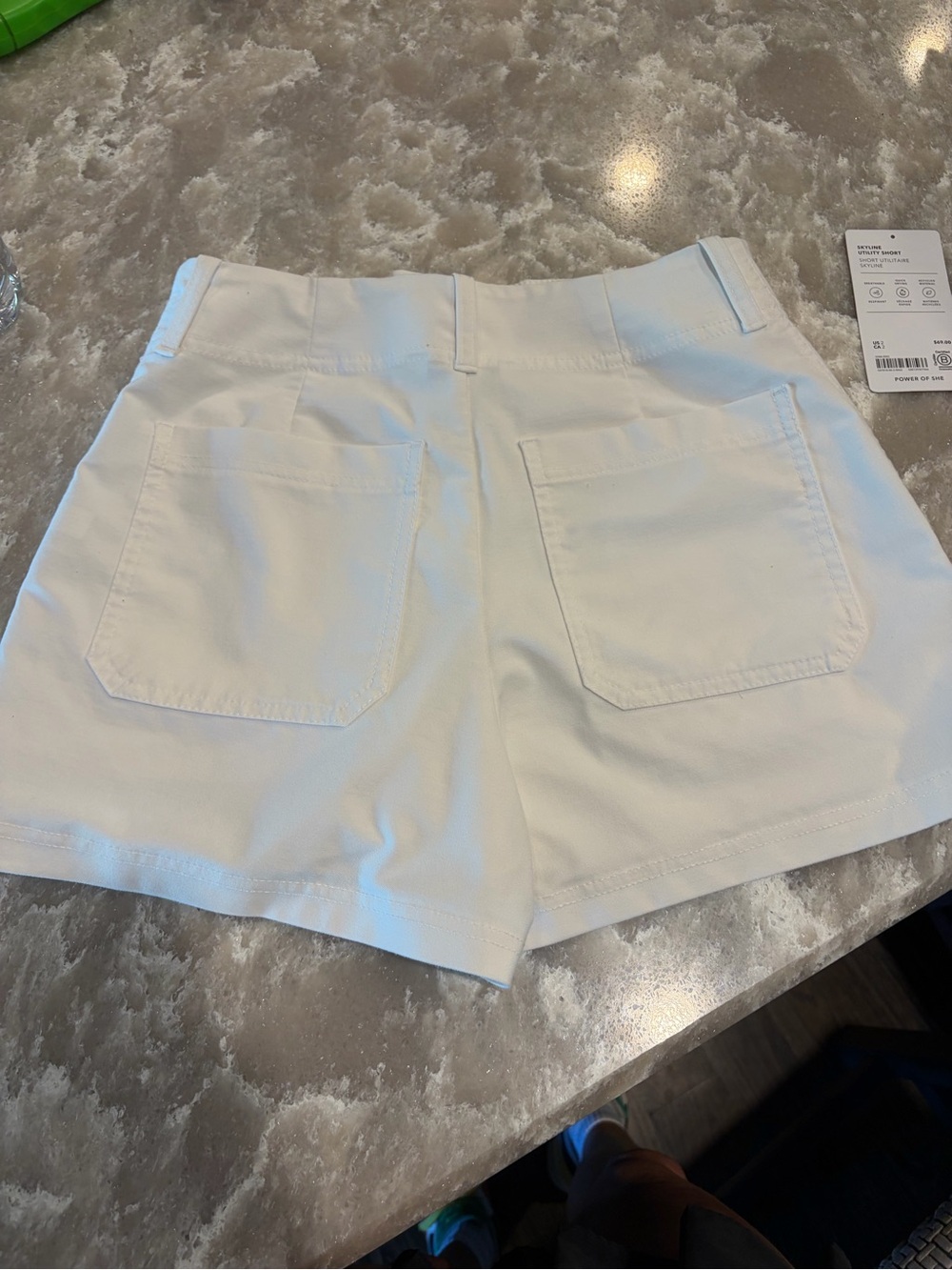 Athleta Skyline Utility Short - Picture 6 of 6
